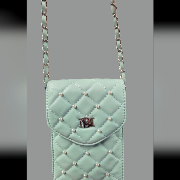 Badgley Mischka Green Quilted Crossbody Cellphone Bag with Chain Strap - Picture 5 of 8